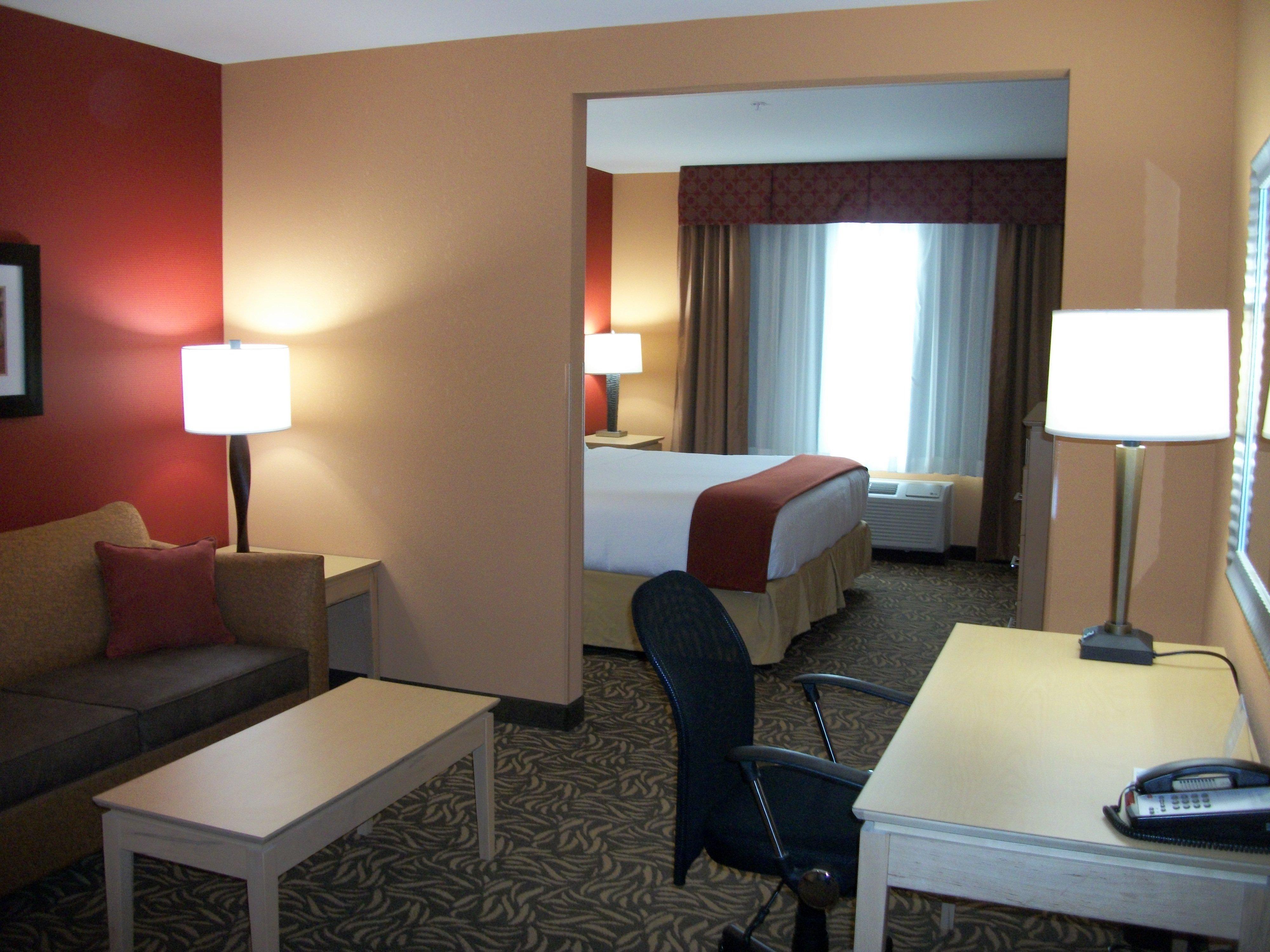 Holiday Inn Express - Cortland By Ihg Dış mekan fotoğraf