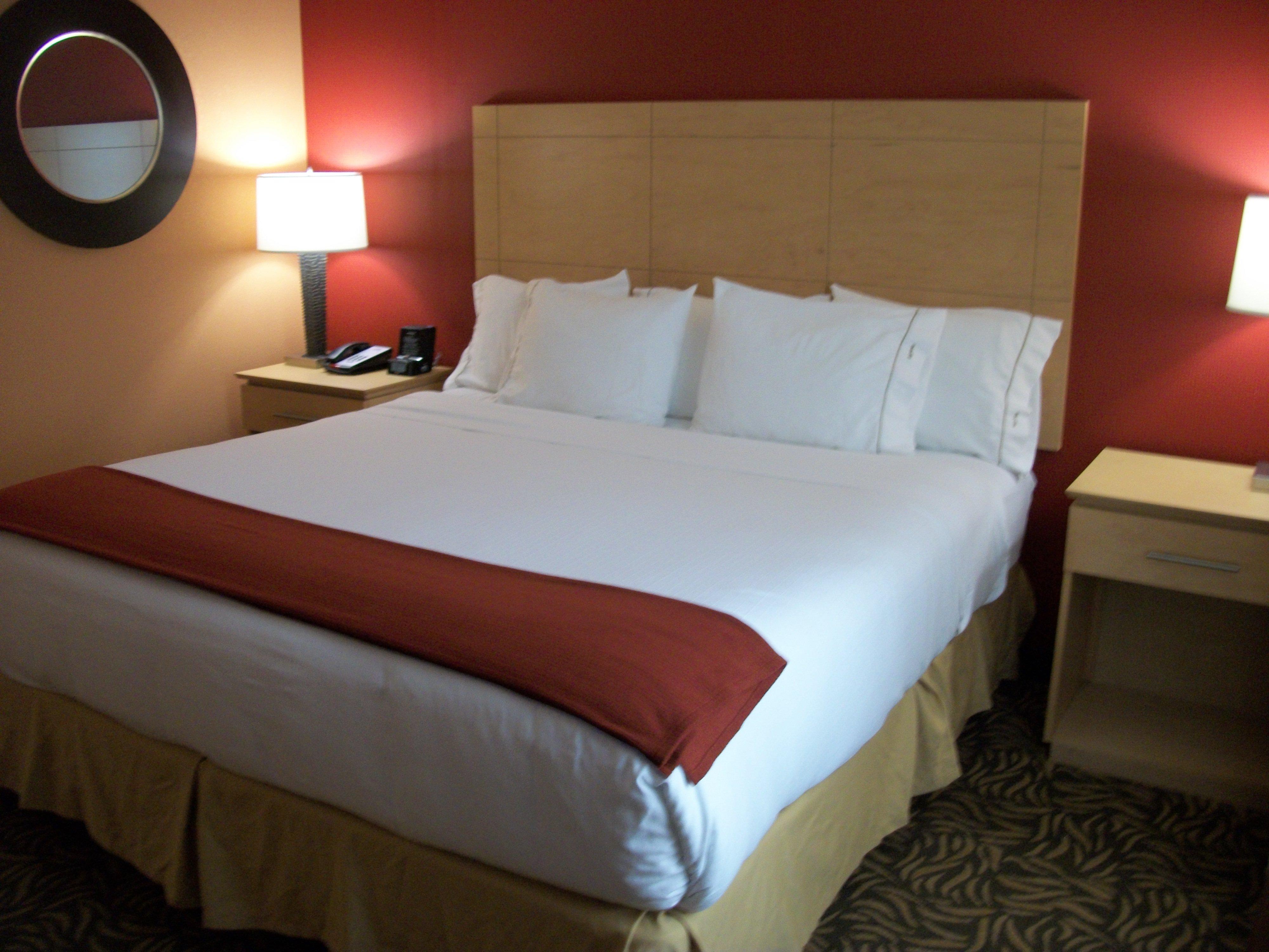 Holiday Inn Express - Cortland By Ihg Oda fotoğraf